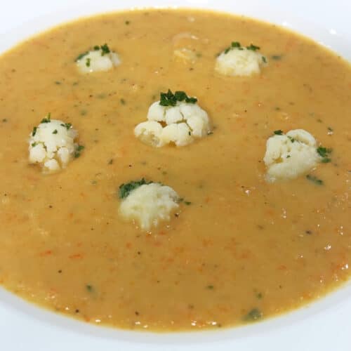 Cauliflower Bisque Recipe with Cheddar Cheese