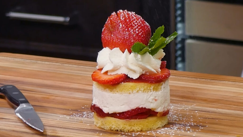 Strawberry Shortcake Sponge Cake Recipe