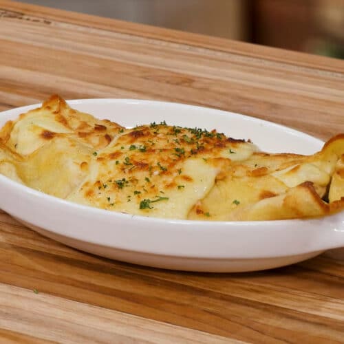 Best Crepes With Chicken A Cheesy Delight For All Occasions