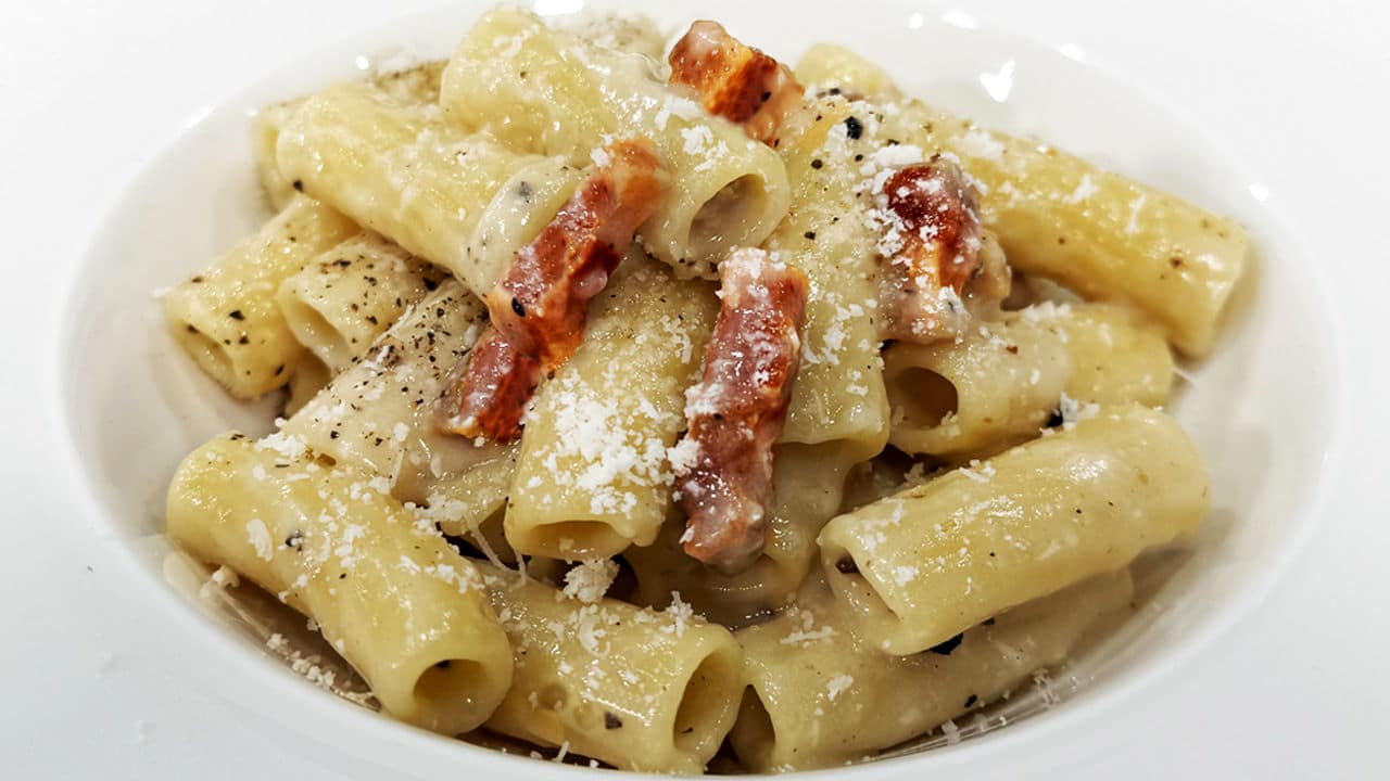 Authentic Pasta Alla Gricia Recipe