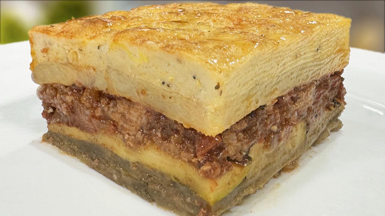 Simple Moussaka Recipe: A Greek Favorite