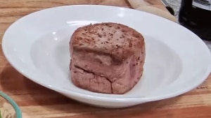 Individual Beef Wellington Recipe - Sear the Fillet