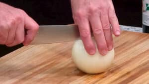 How to Make Caramelized Onions Recipe - Yellow Onion