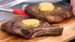 Cafe De Paris Sauce - Let Your Buttered Rib Eye Steaks Rest