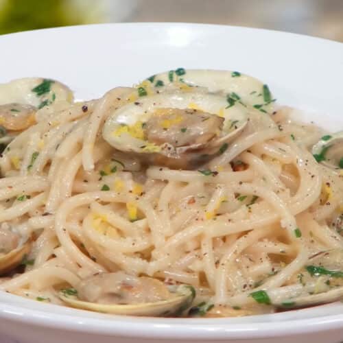 Linguine with Clam Sauce - French Style - Chef Jean-Pierre