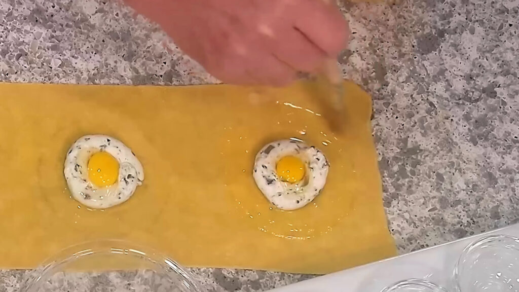 Cheese Raviolis with Spinach and a little surprise! A quail egg